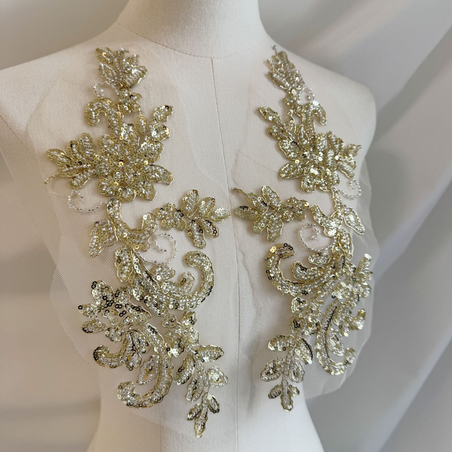 Champagne gold beaded flower s – Embroidery Gold recenzja i cena