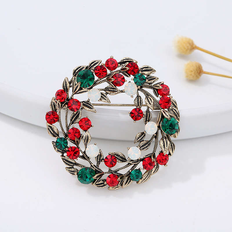 Christmas series jewelry brooc – Embroidery Kaftan recenzja i cena