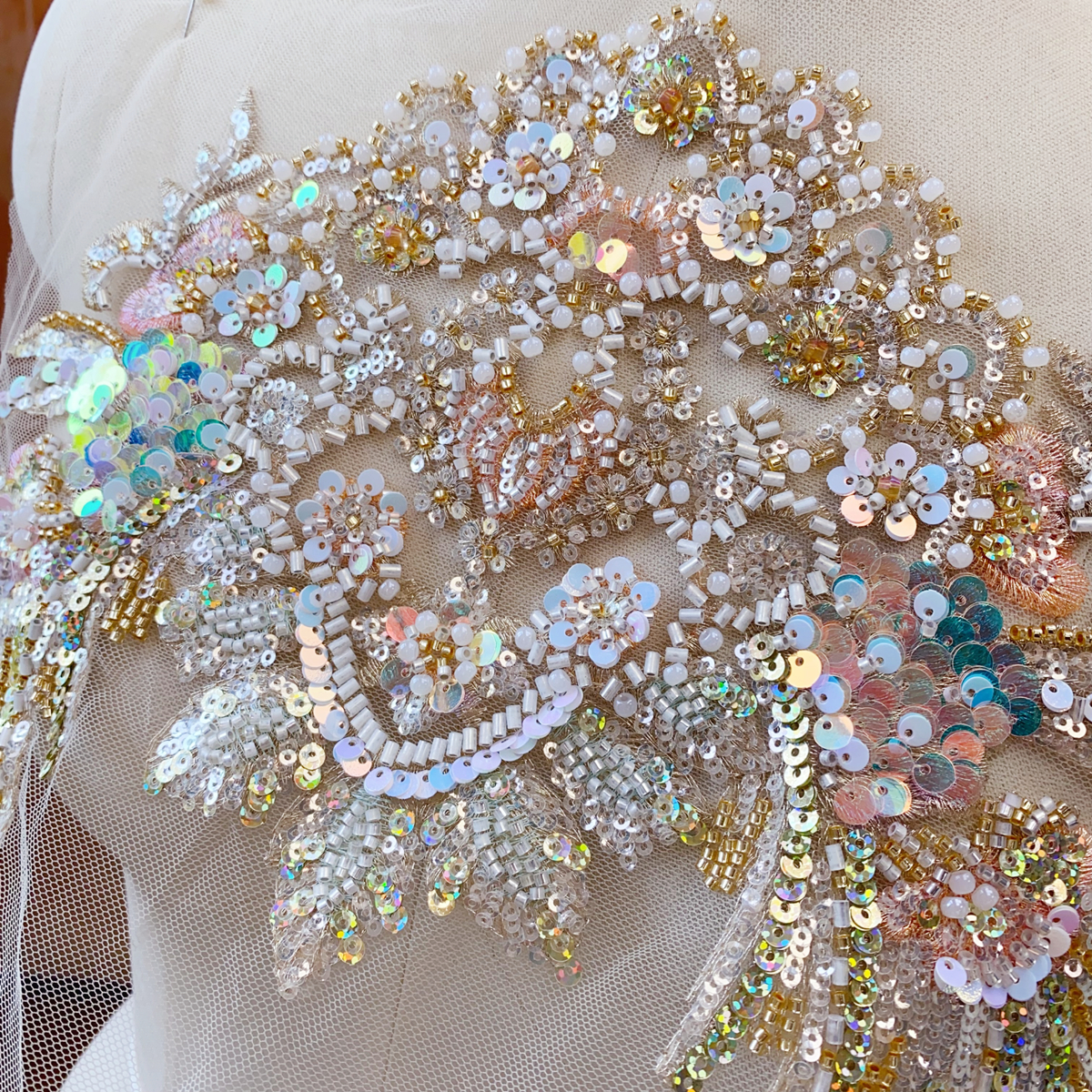 Champagne Gold Fish Scale Sequ – Embroidery Gold recenzja i cena