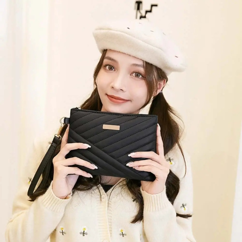 Stylish Women's Small Leather  – Embroidery Wallet recenzja i cena