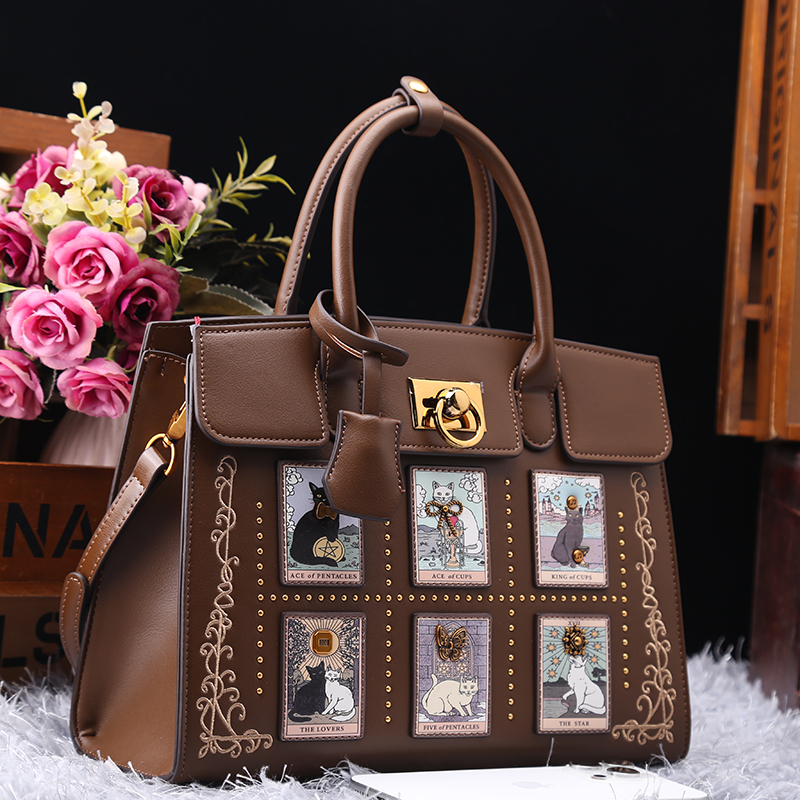 2025 High Luxury and Vintage C – Embroidery Cat recenzja i cena