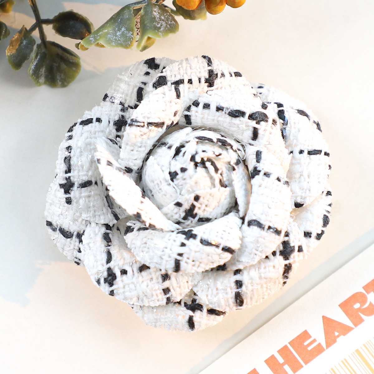 6CM Camellia Brooch for Women  – Embroidery Kaftan recenzja i cena